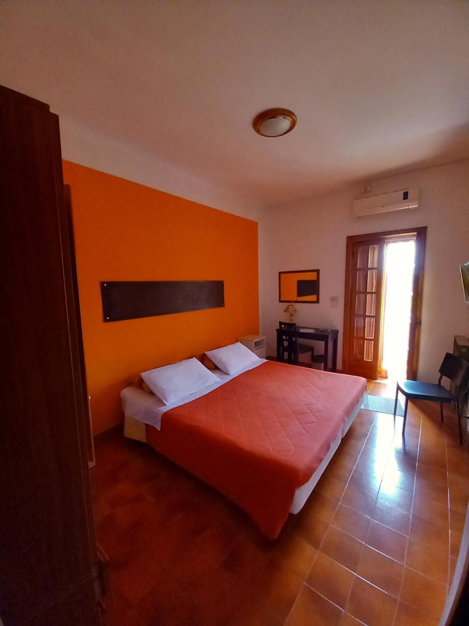 Breezes B&B Conca Specchiulla Εξωτερικό φωτογραφία